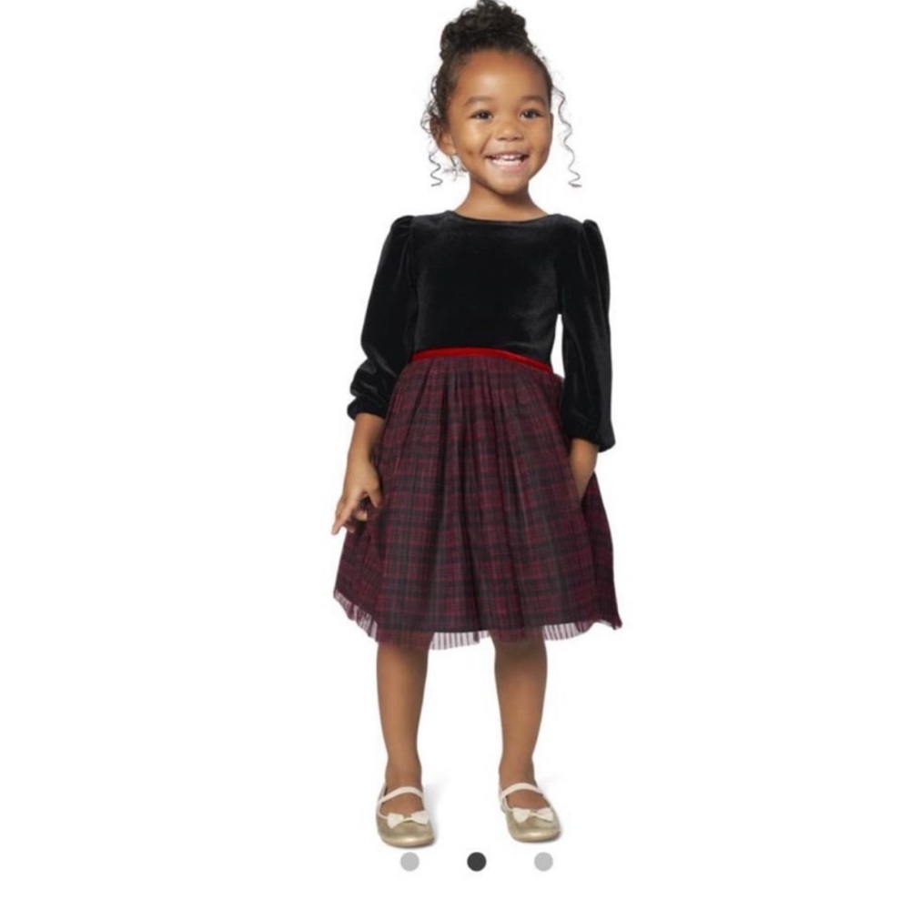 Pippa and Julie holiday dress! Beautiful!!